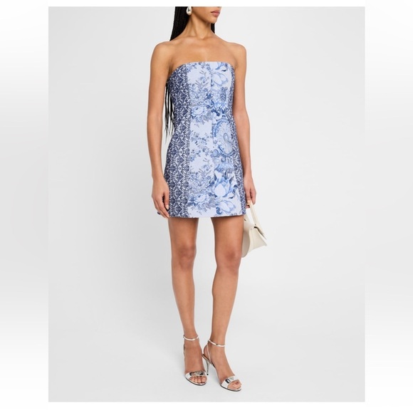 Alice + Olivia
Violet Strapless Seamed A-Line Mini Dress
8158
NWT’s - Picture 2 of 5